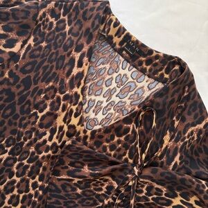 Iman Leopard Print Bell Sleeve Top Size Large
